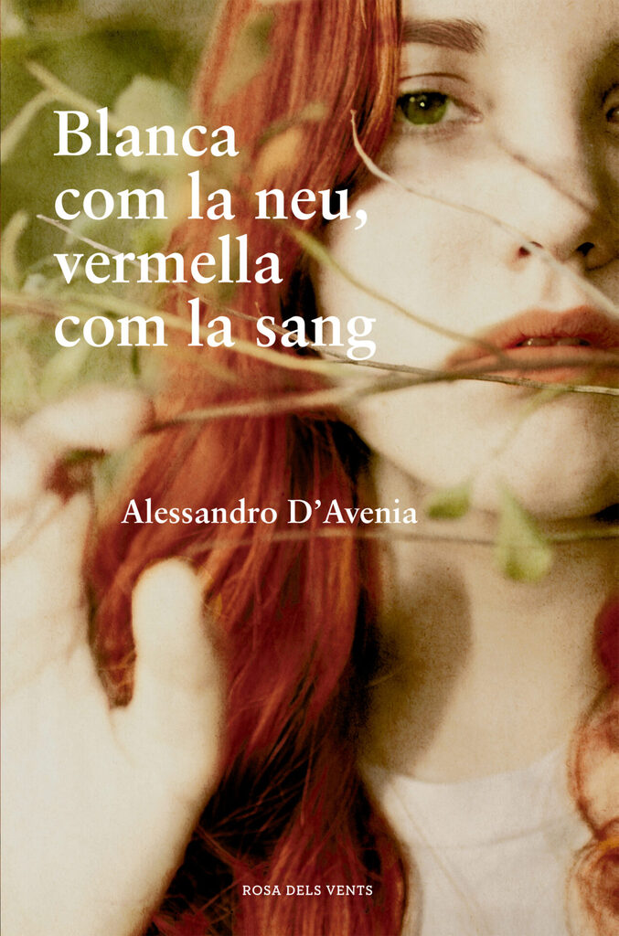Blanca com la neu, vermella com la sang