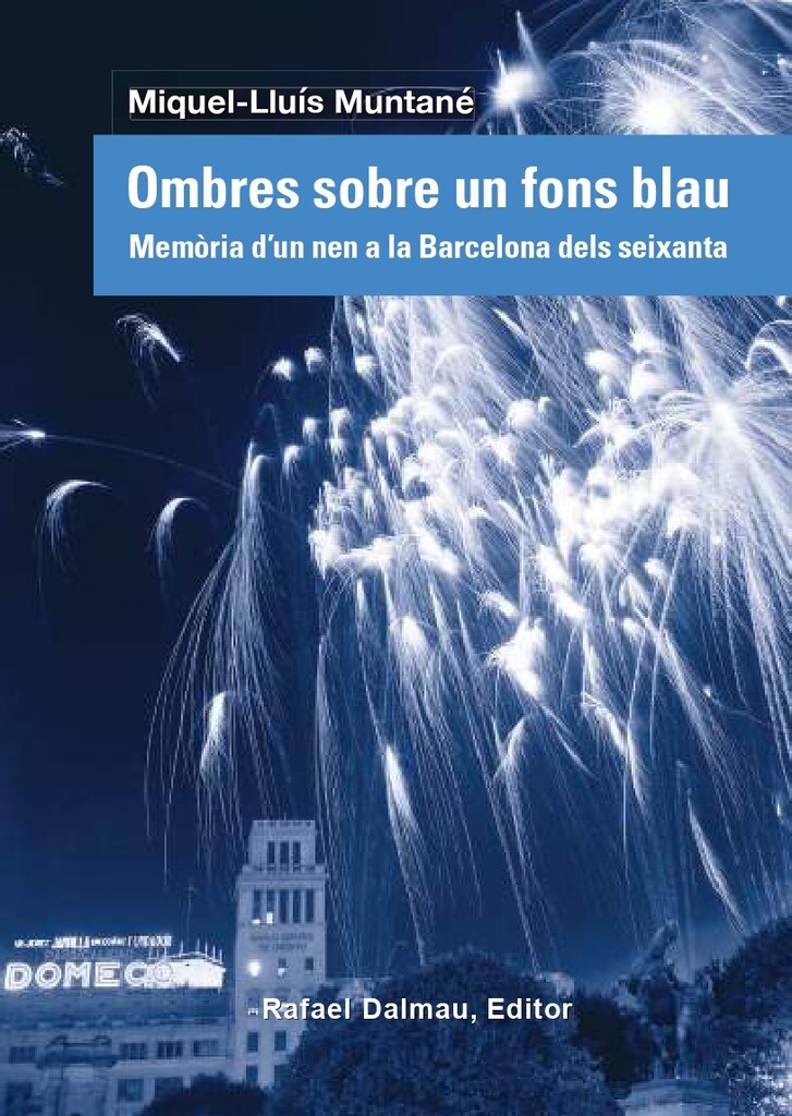 Ombres sobre un fons blau