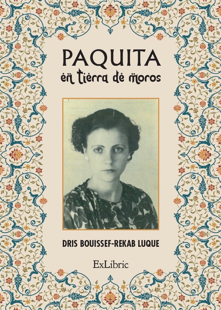Ligeramente desenfocado.