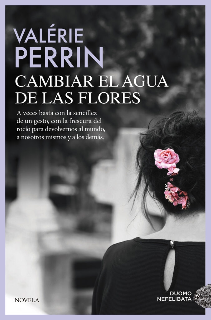 Cambiar el agua de las flores